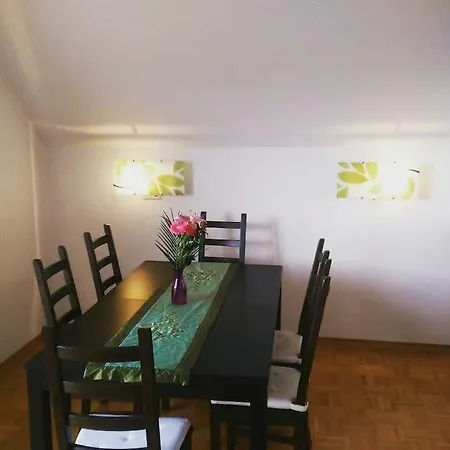 Happy Cow Apartment Mavcice