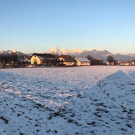 Happy Cow アパート Mavcice